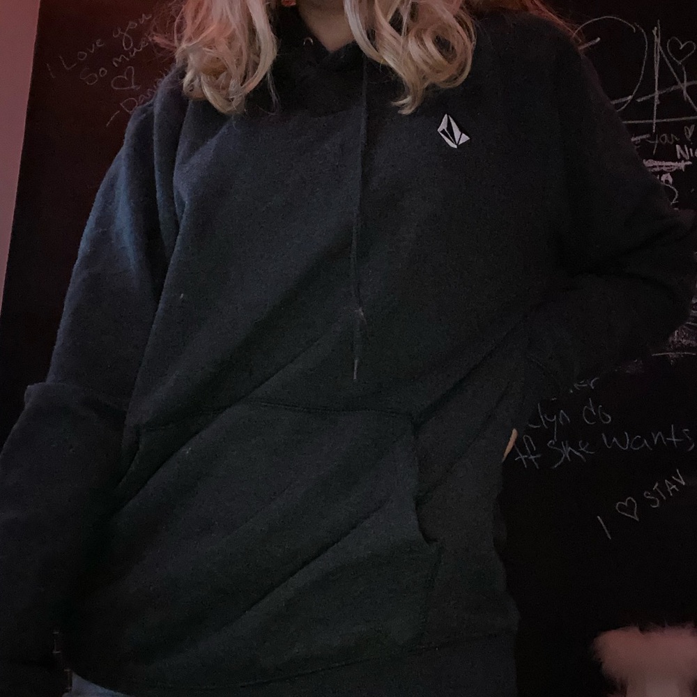 volcom men’s hoodie